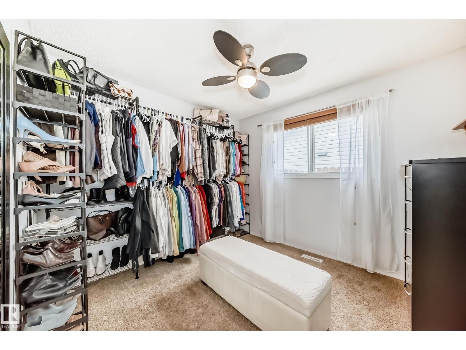 660 VILLAGE DR, Sherwood Park