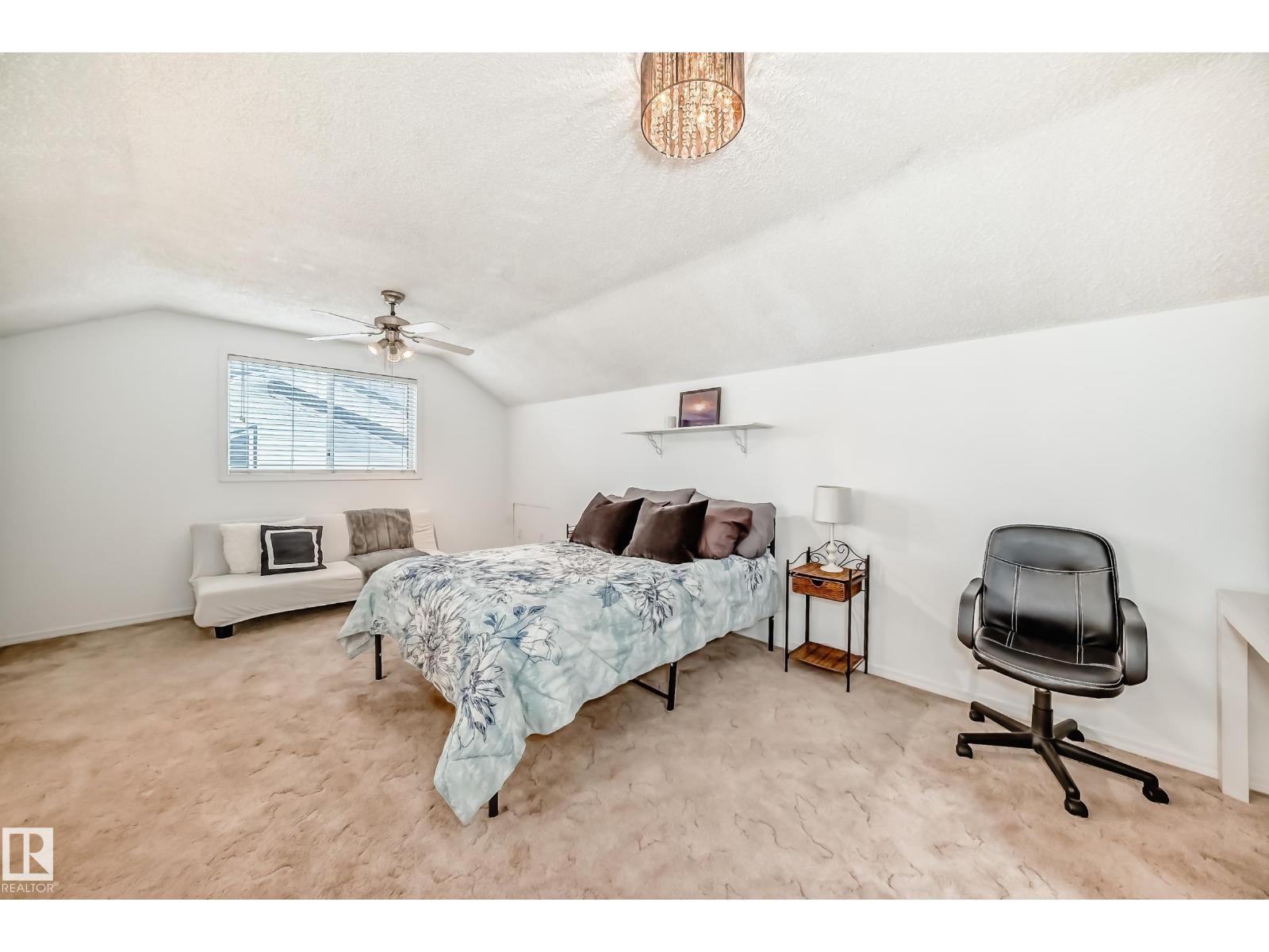 660 VILLAGE DR, Sherwood Park