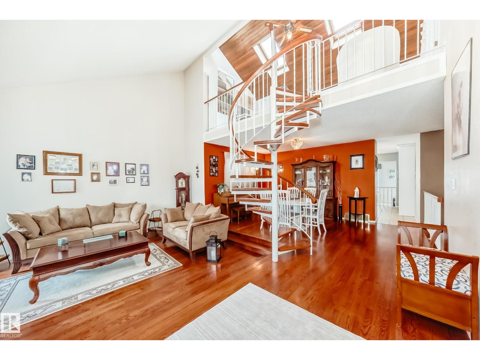 660 VILLAGE DR, Sherwood Park