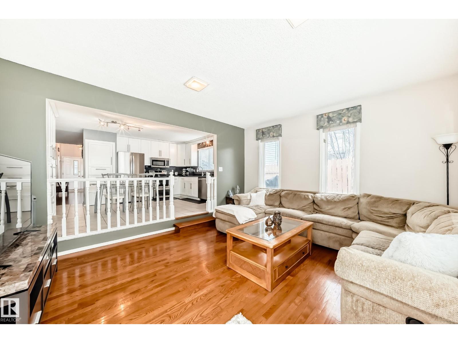 660 VILLAGE DR, Sherwood Park