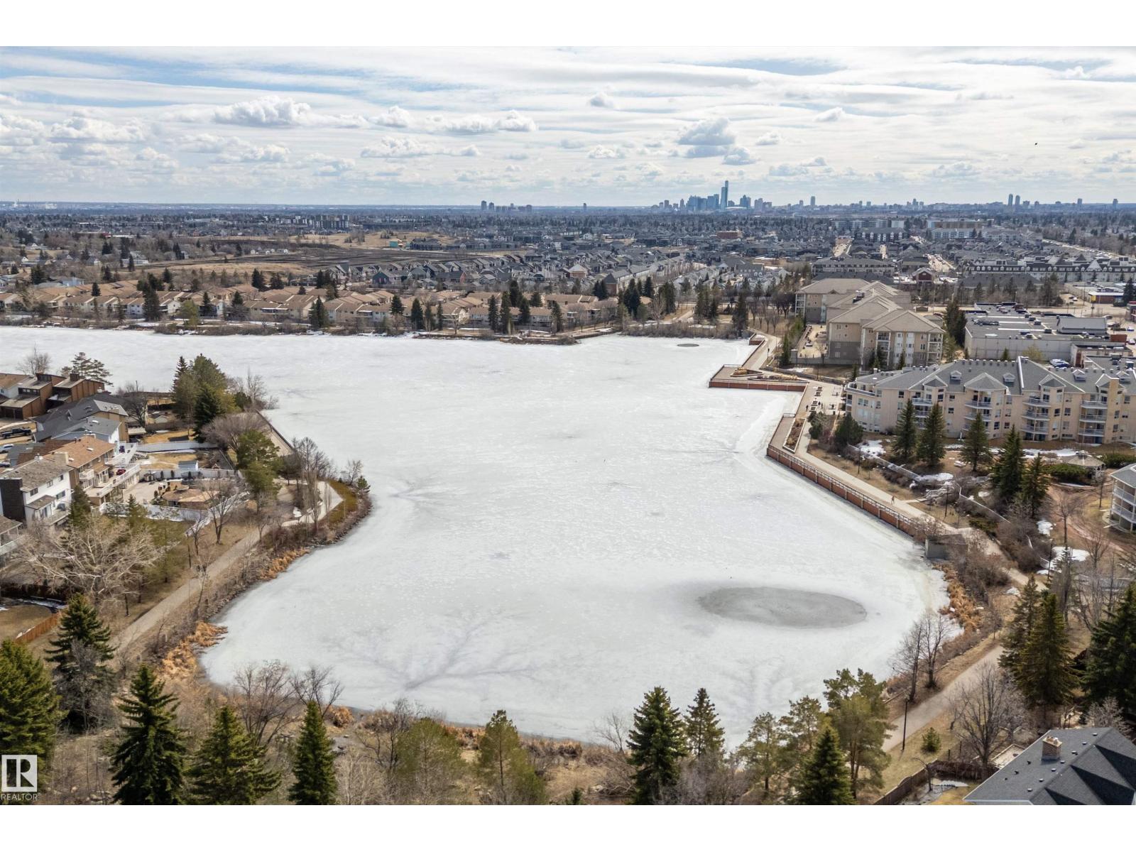 11020 158 AV NW - 57