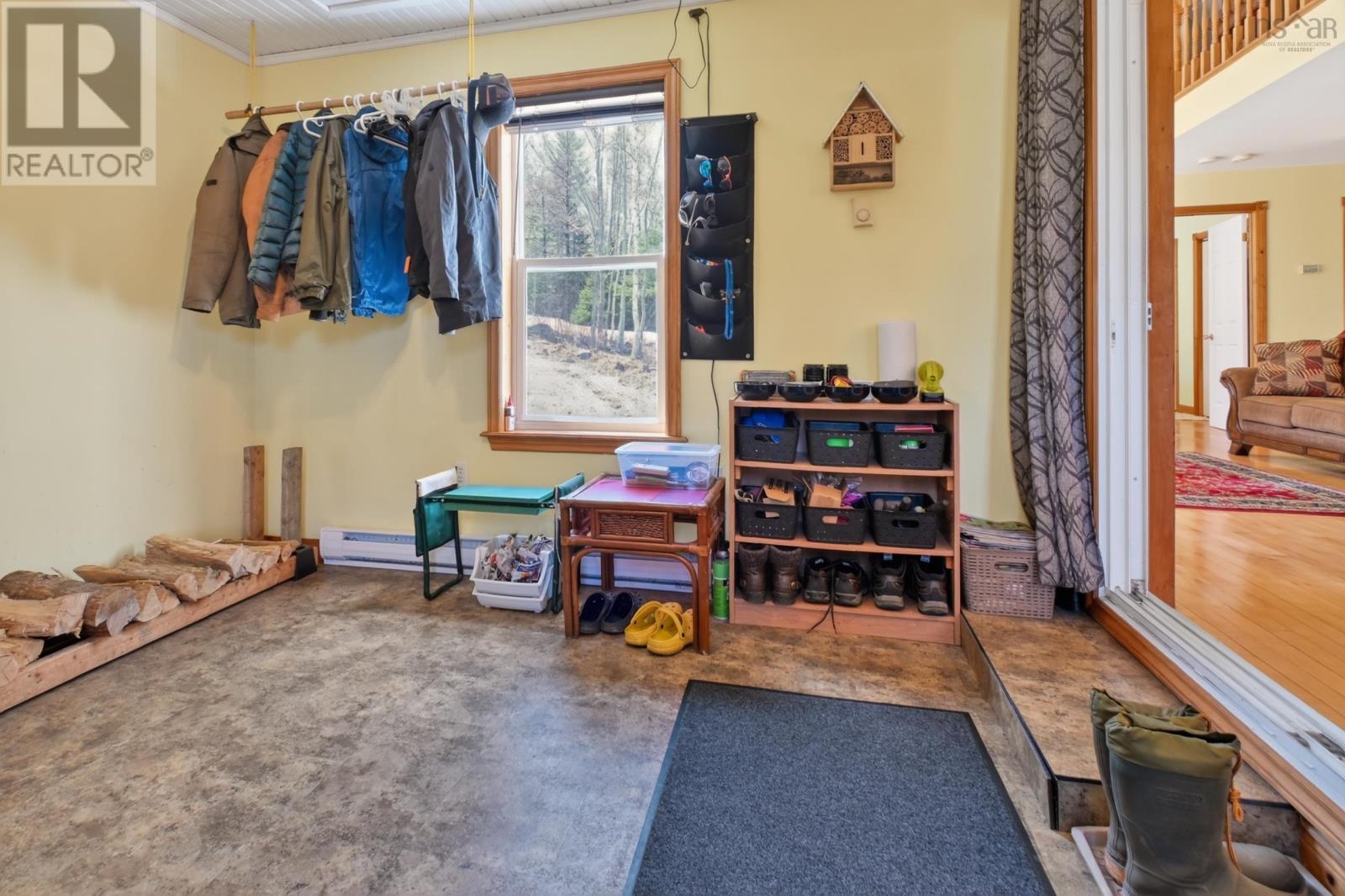 Property 4 of 50 of 5018 West Bay Road