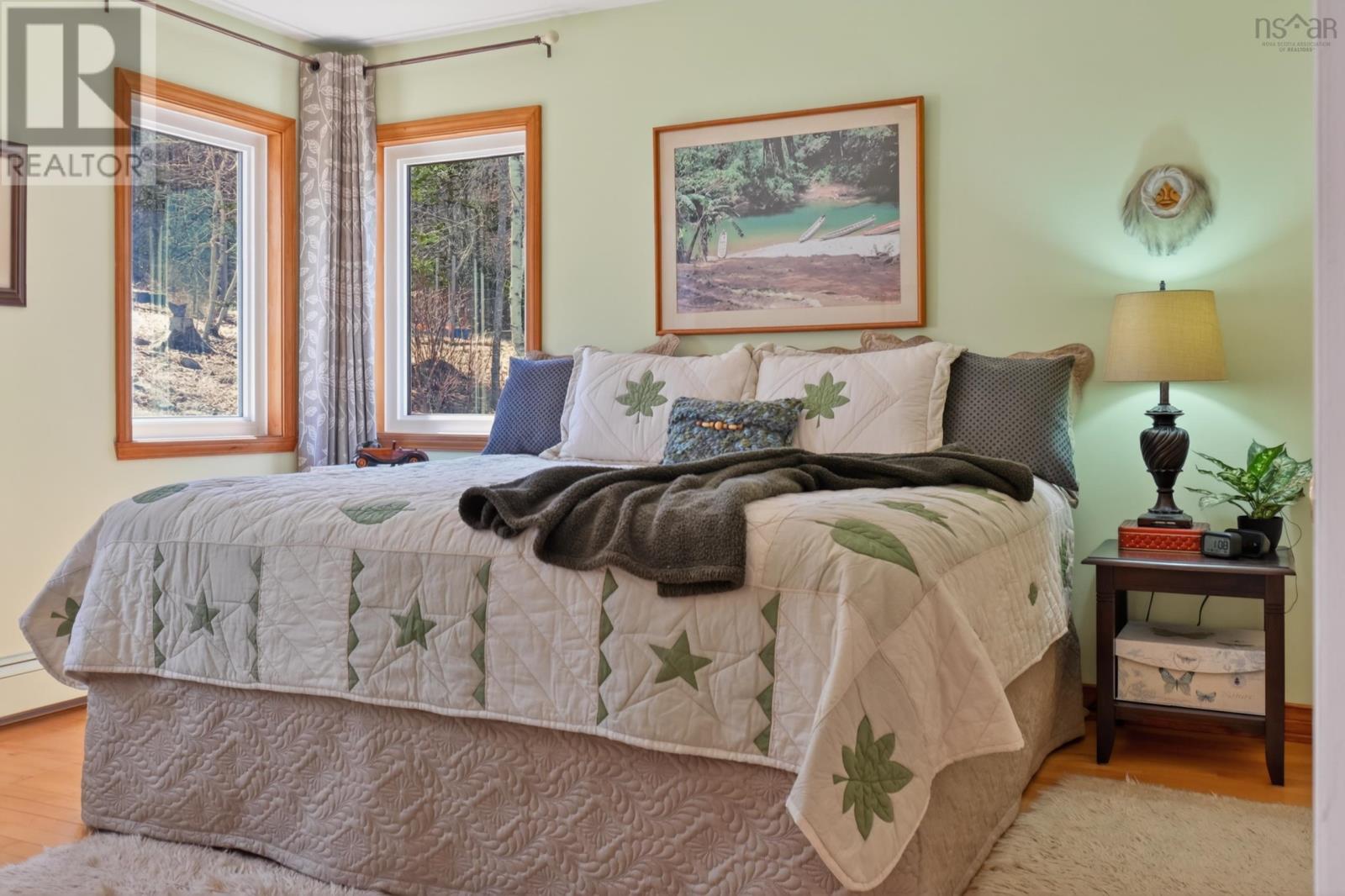 Property 17 of 50 of 5018 West Bay Road