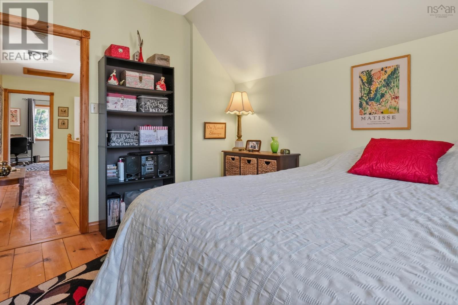 Property 25 of 50 of 5018 West Bay Road