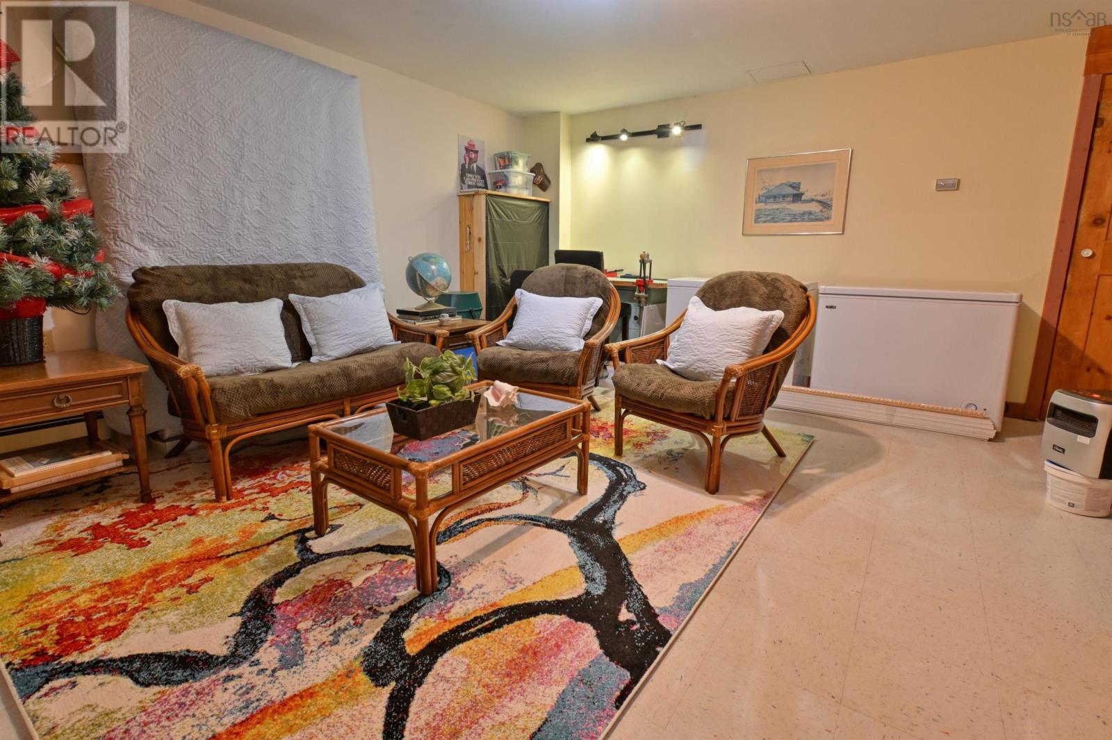 Property 33 of 50 of 5018 West Bay Road