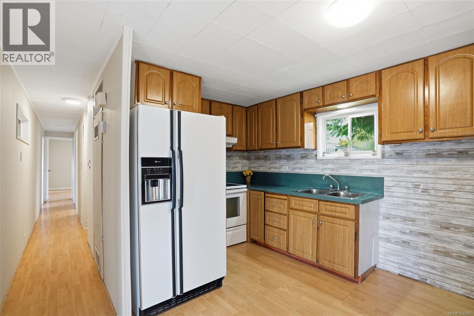 #16 1000 CHASE RIVER RD - 15