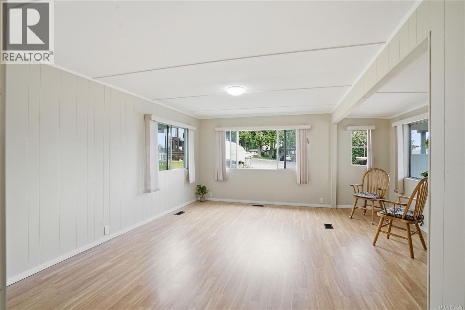 #16 1000 CHASE RIVER RD - 24