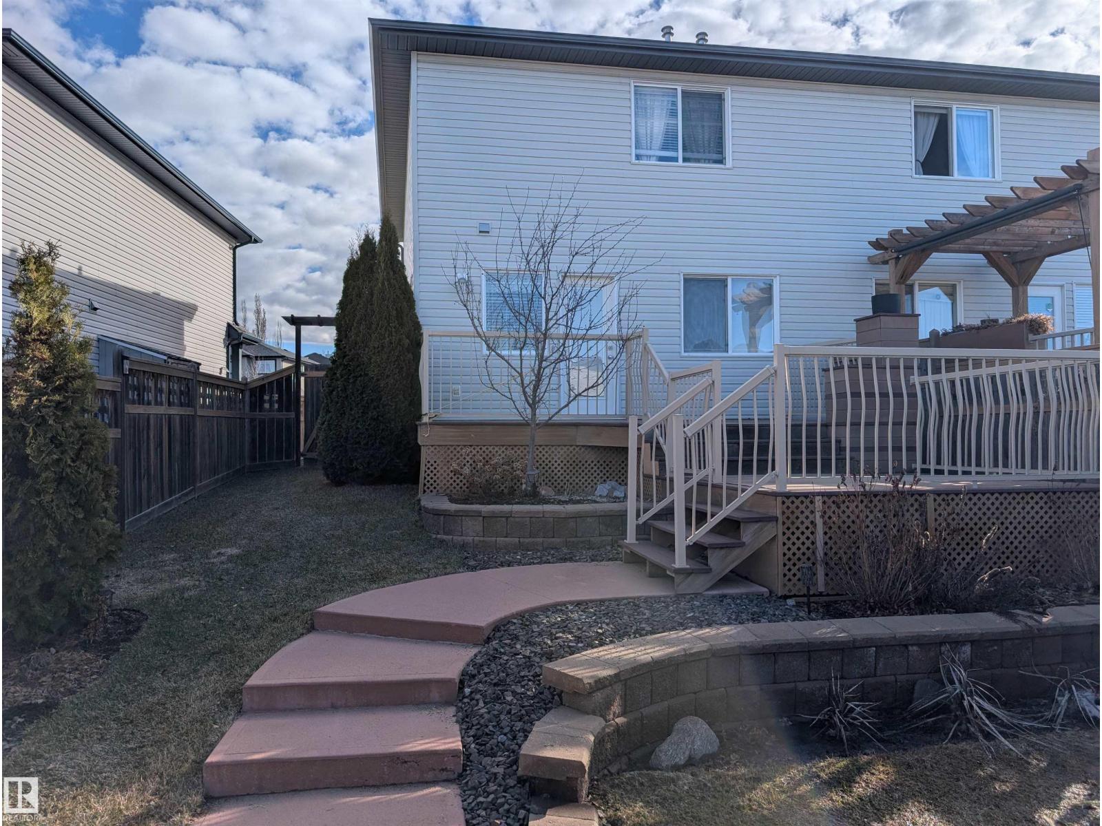 8627 173 AV NW, Edmonton