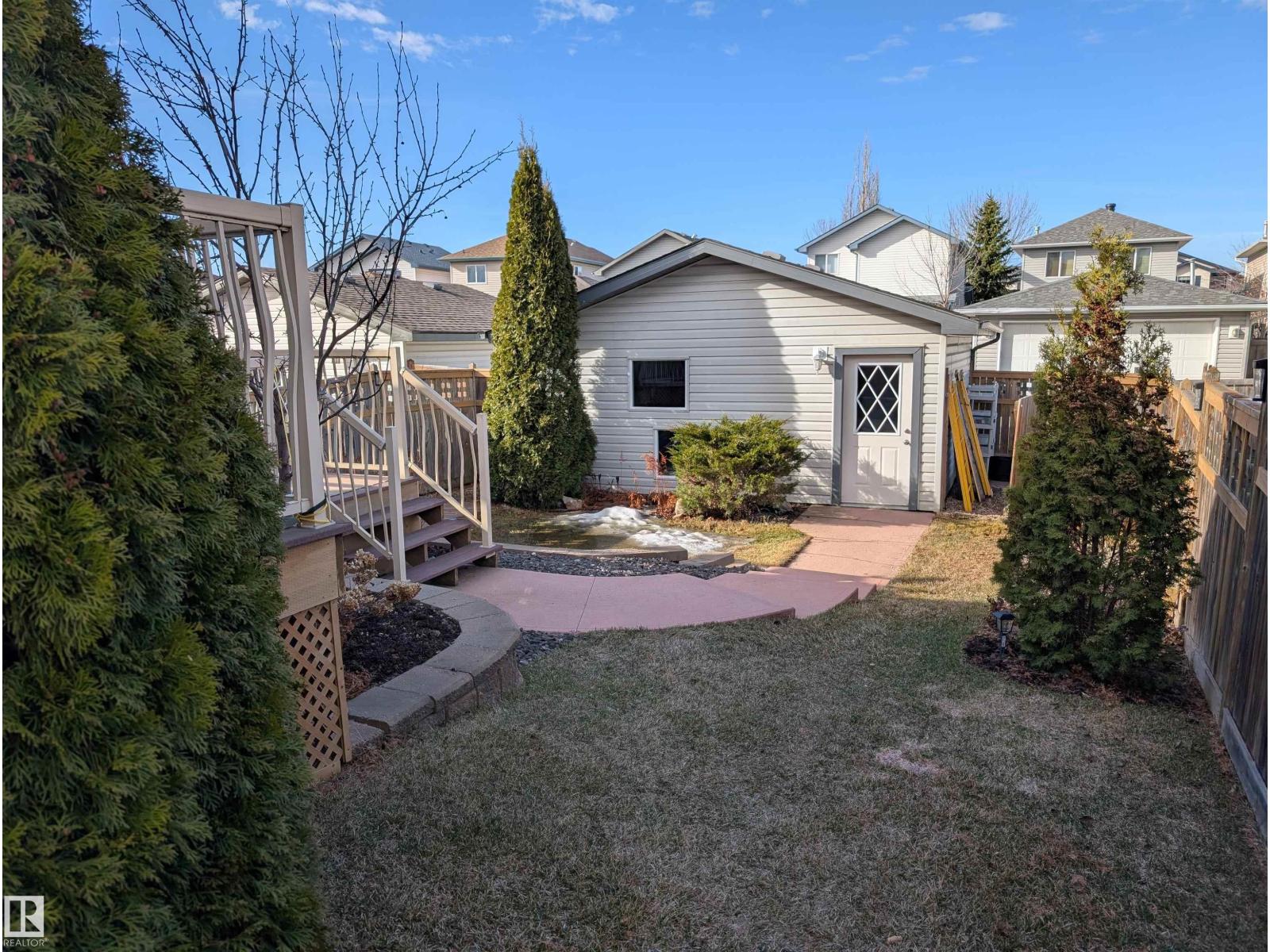 8627 173 AV NW, Edmonton