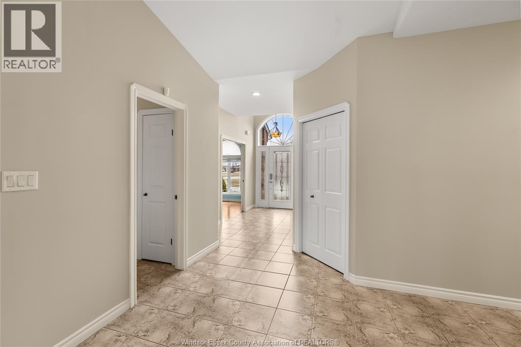 1343 ASPENSHORE, Windsor, Ontario, N8P1Y4 — Photo 9