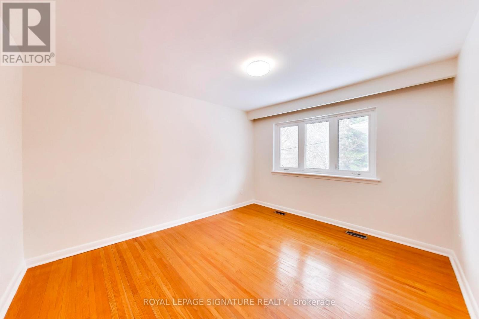 1 CHARLEMONT CRESCENT - 18