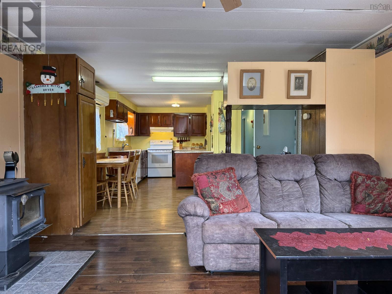 Property 13 of 35 of 21 Jackson Point Road