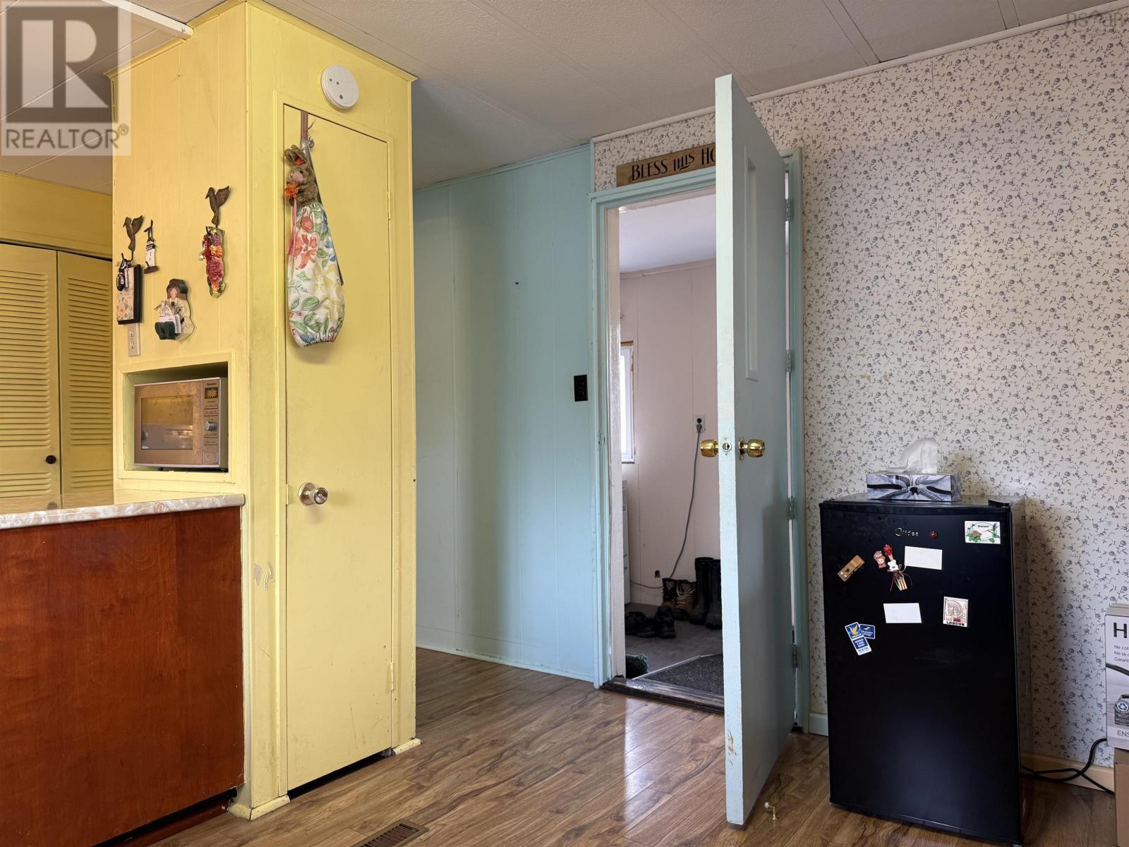 Property 9 of 35 of 21 Jackson Point Road