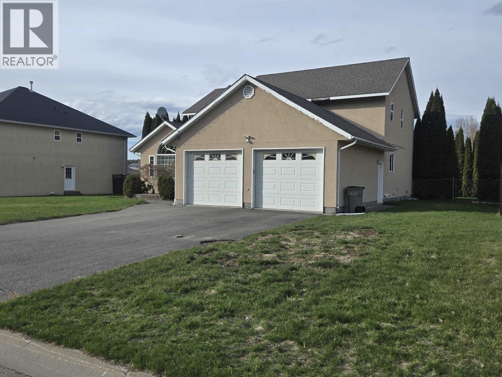 142 LOWE STREET, Quesnel