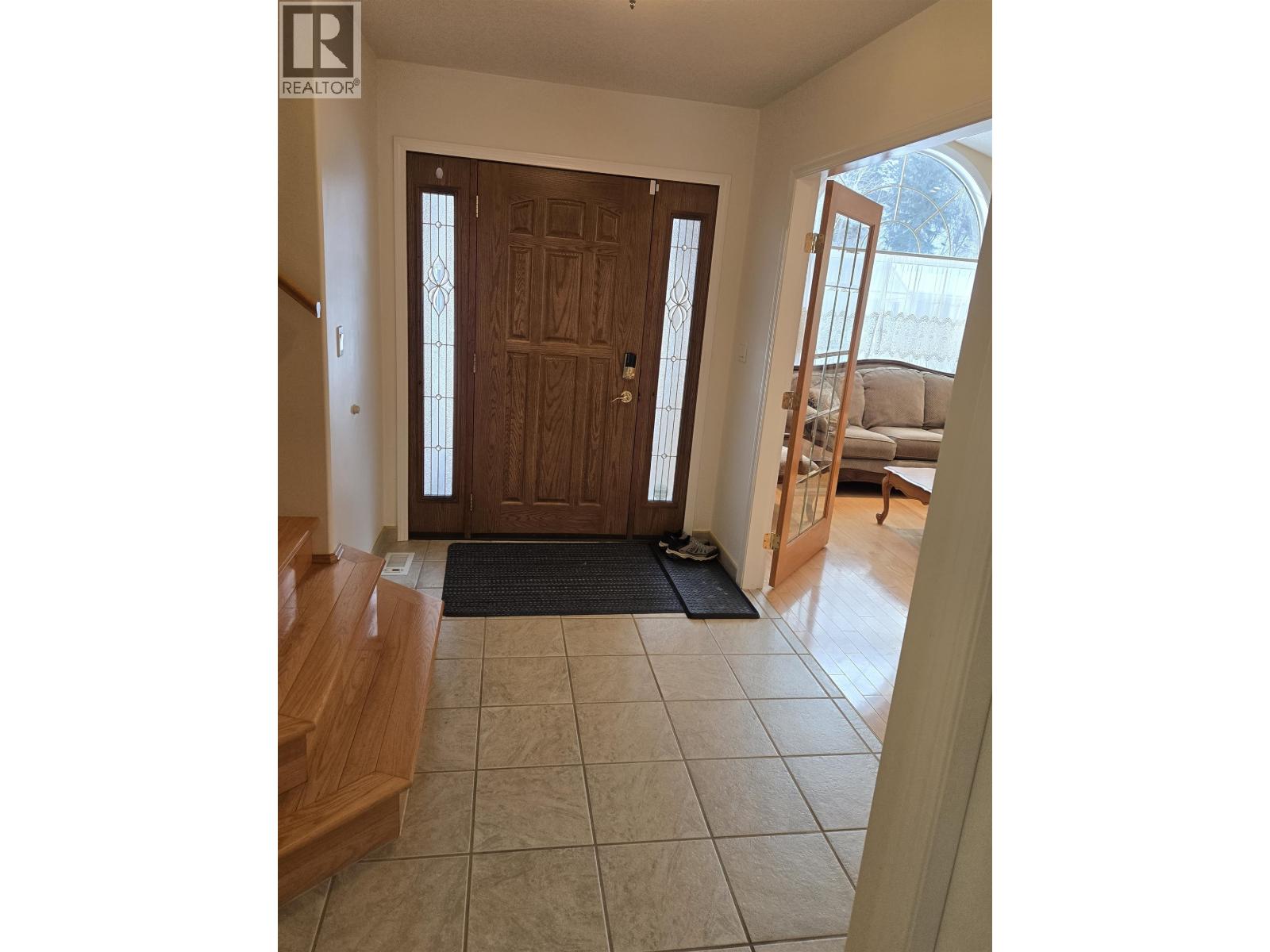 142 LOWE STREET, Quesnel