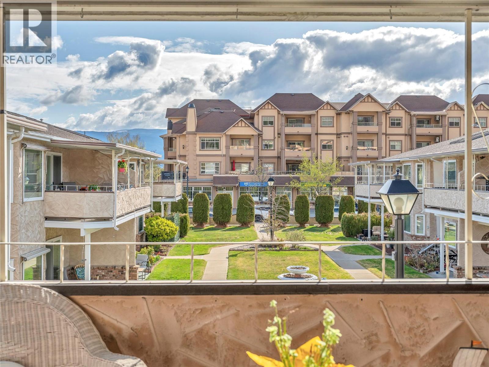 13620 VICTORIA Road Unit# 19, Summerland