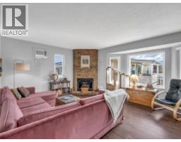 19 13620 VICTORIA Road, Summerland