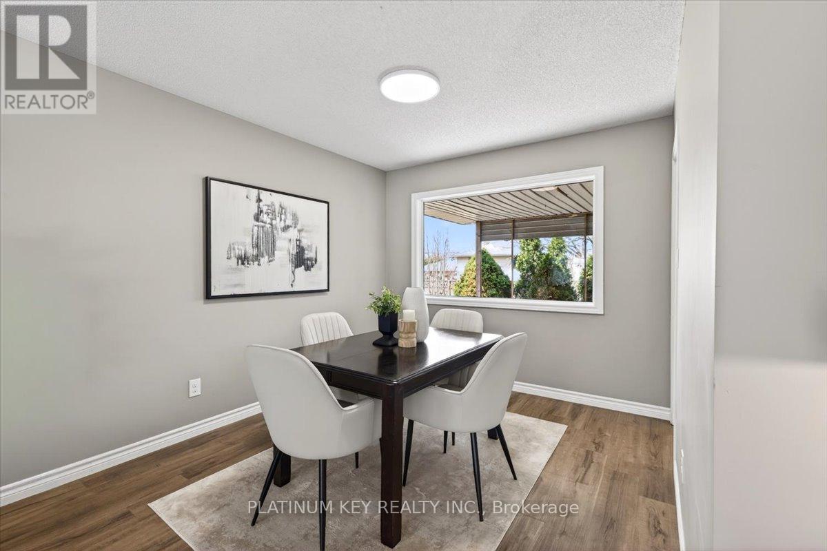 576 HELEN STREET Property Photo