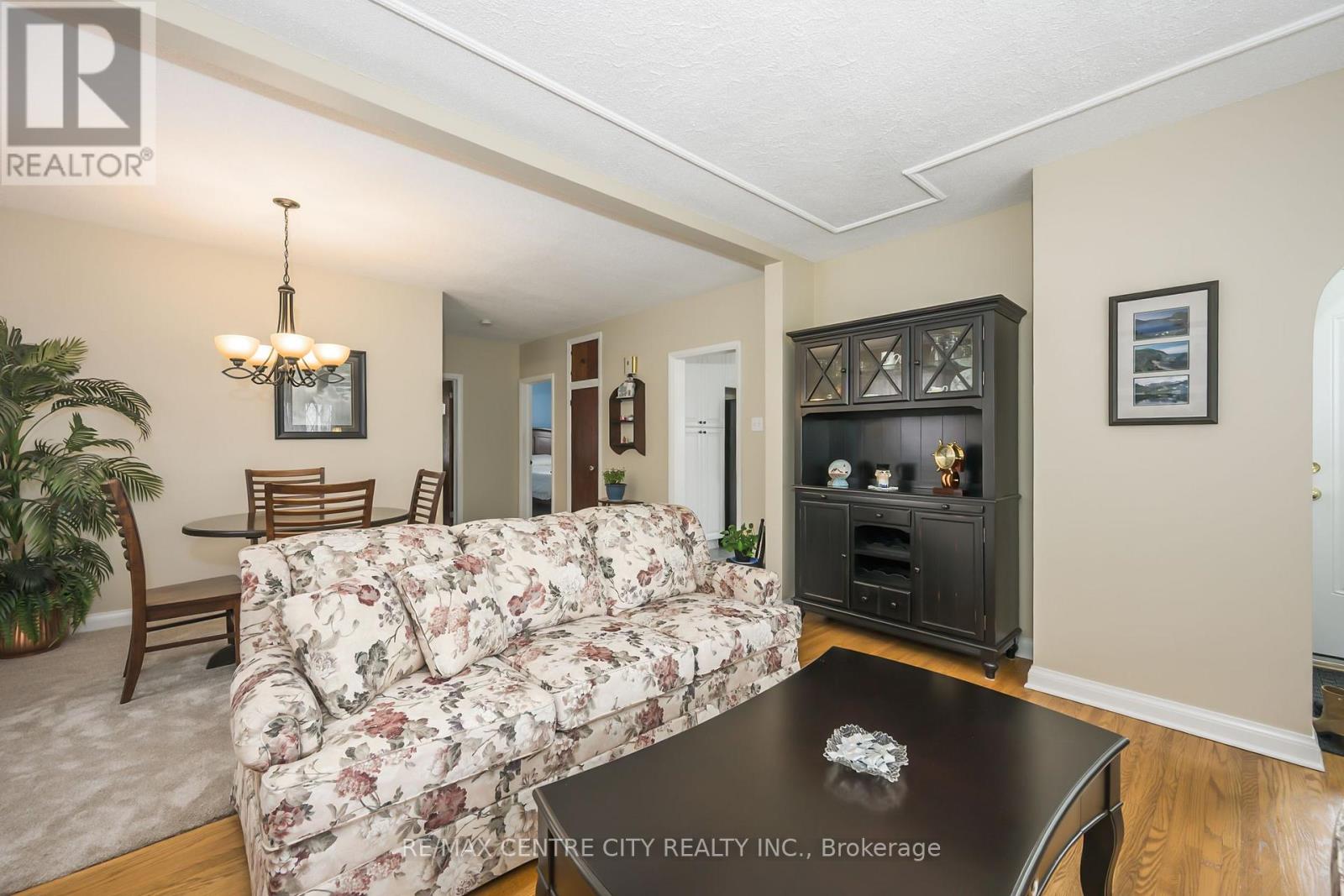 140 HARLEY STREET Property Photo