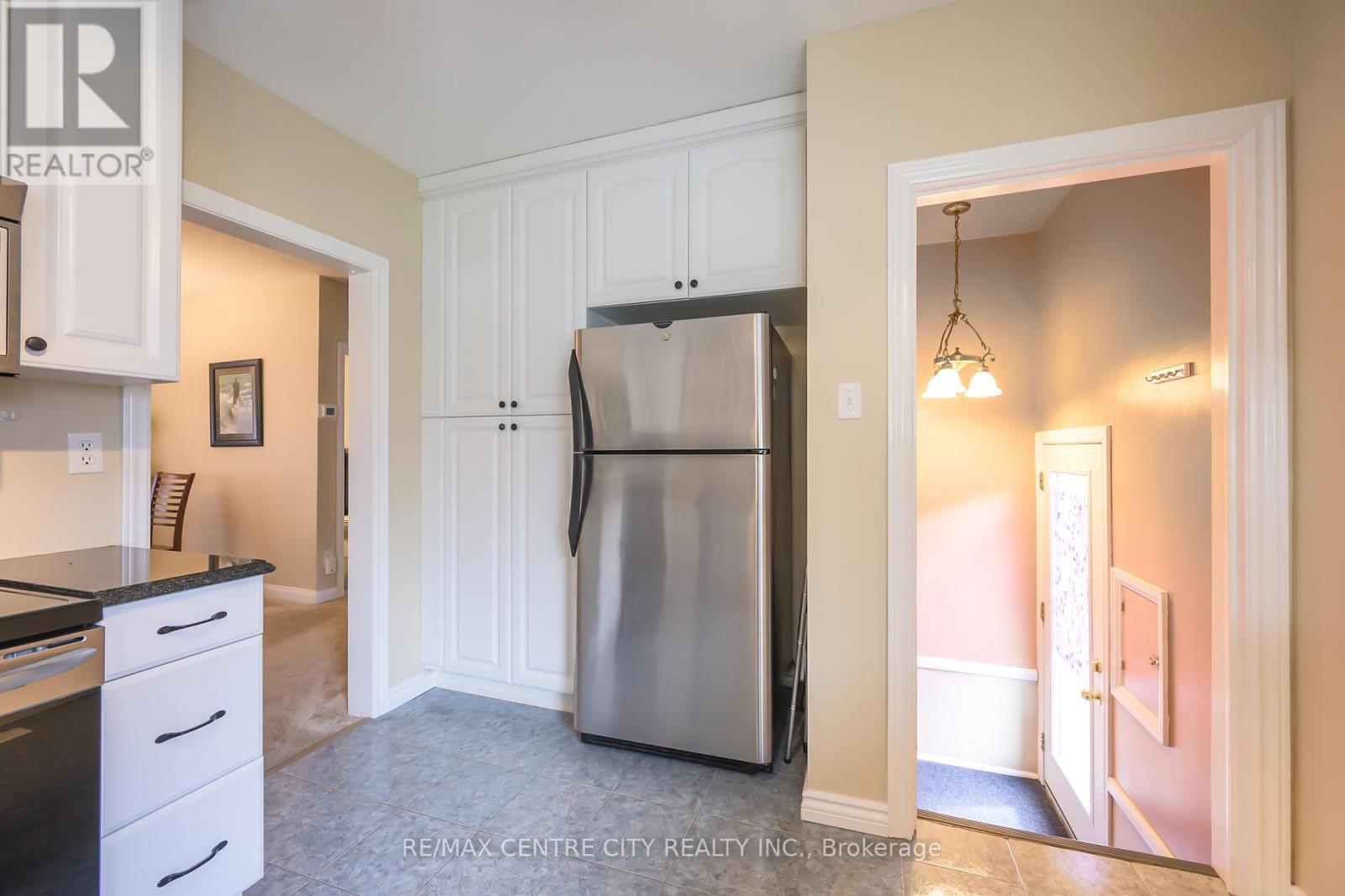 140 HARLEY STREET Property Photo