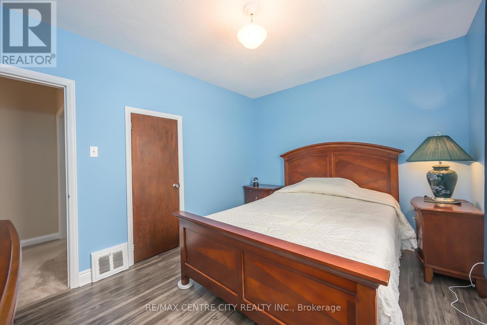 140 HARLEY STREET Property Photo