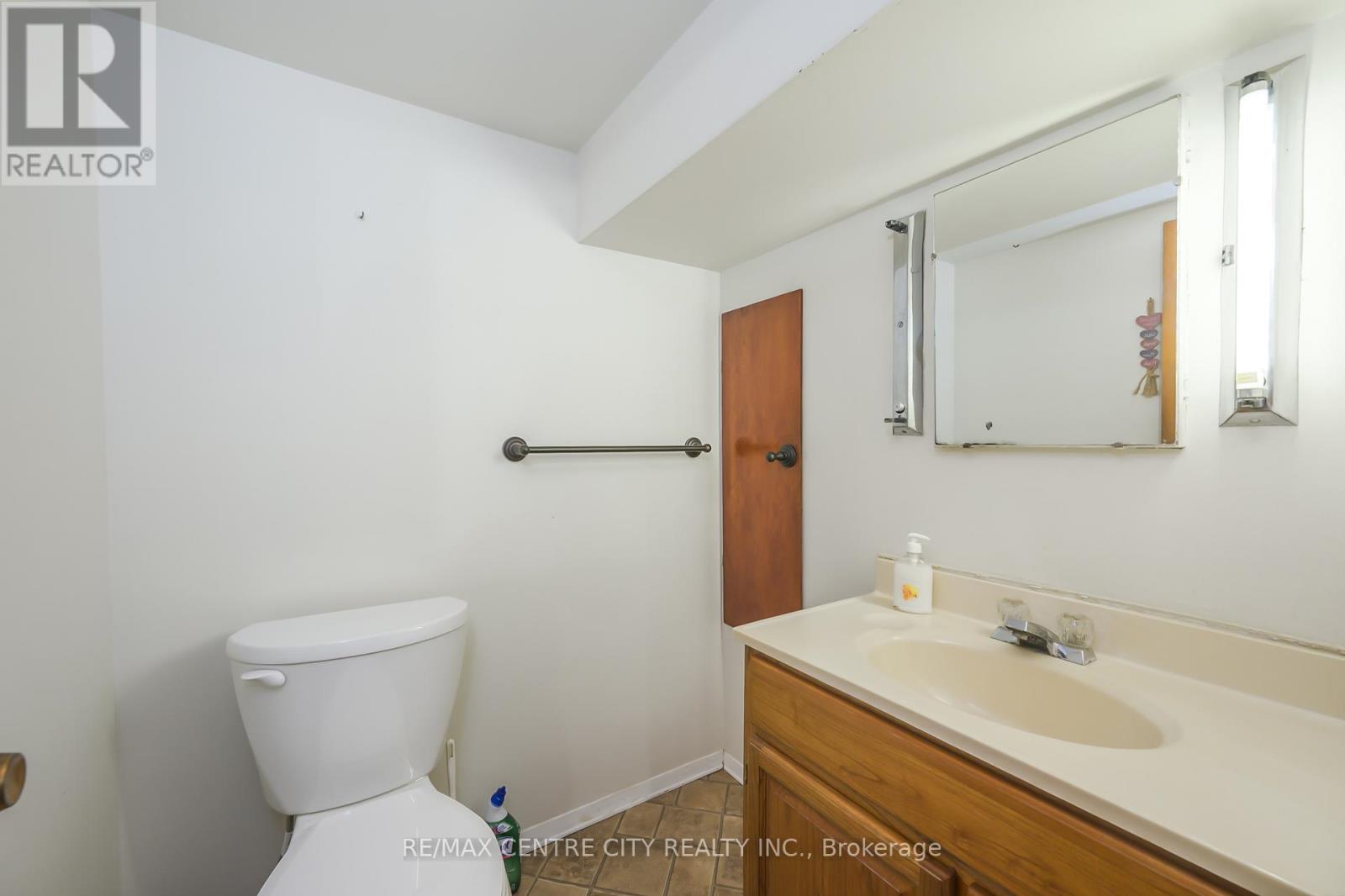 140 HARLEY STREET Property Photo