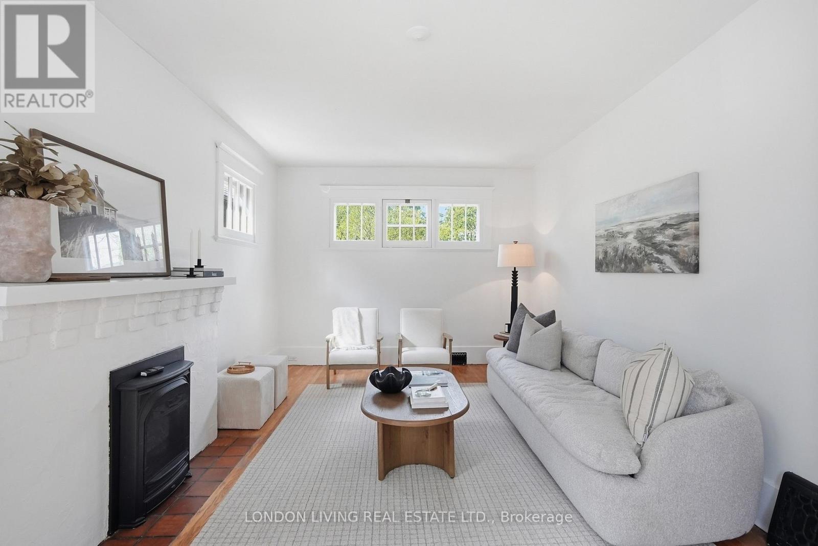 88 TECUMSEH AVENUE E Property Photo