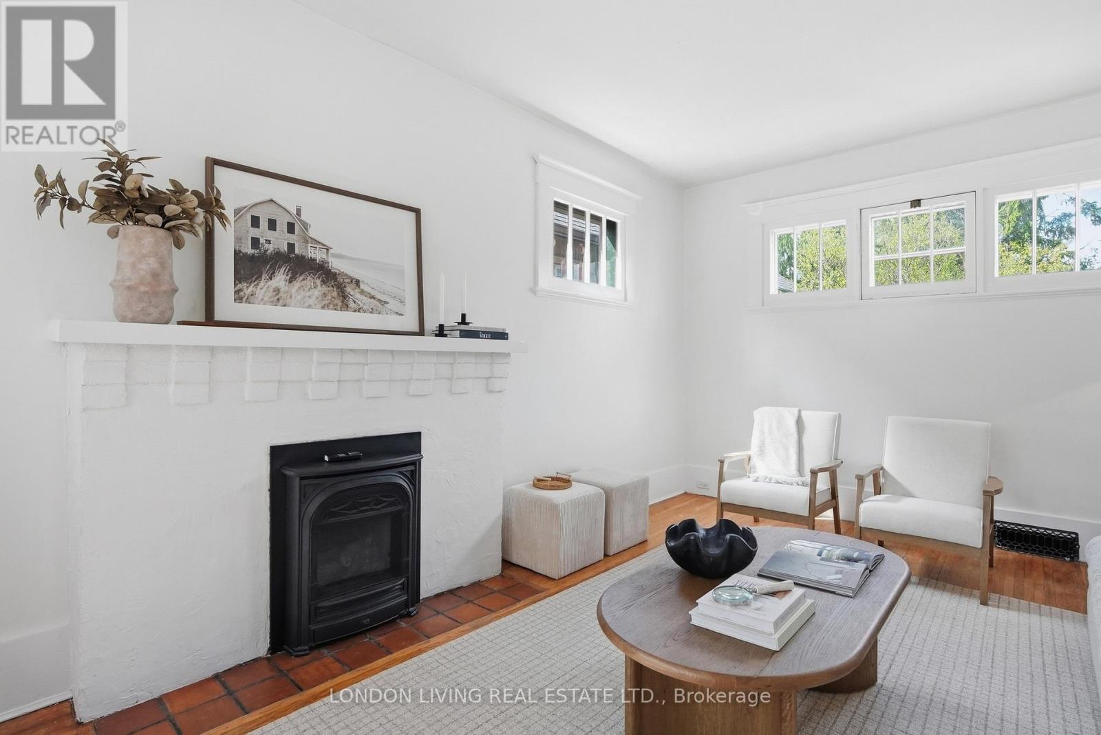 88 TECUMSEH AVENUE E Property Photo