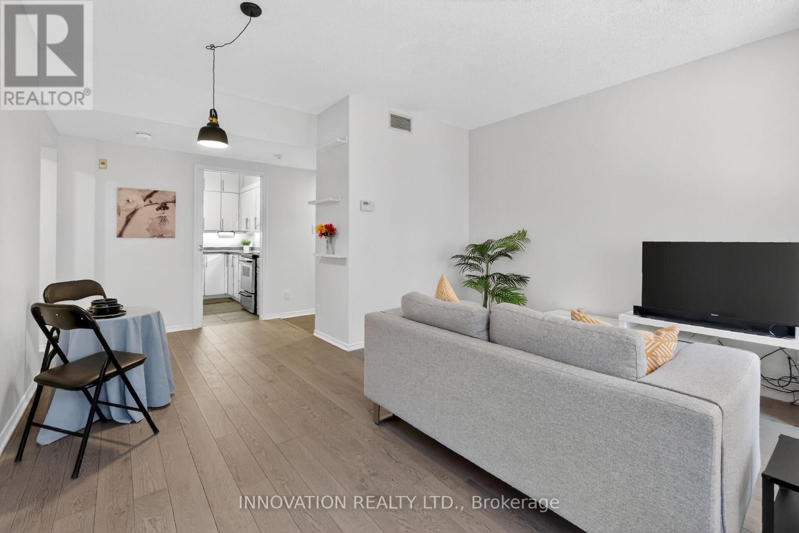 4 - 10 CLARENCE STREET — photo 15