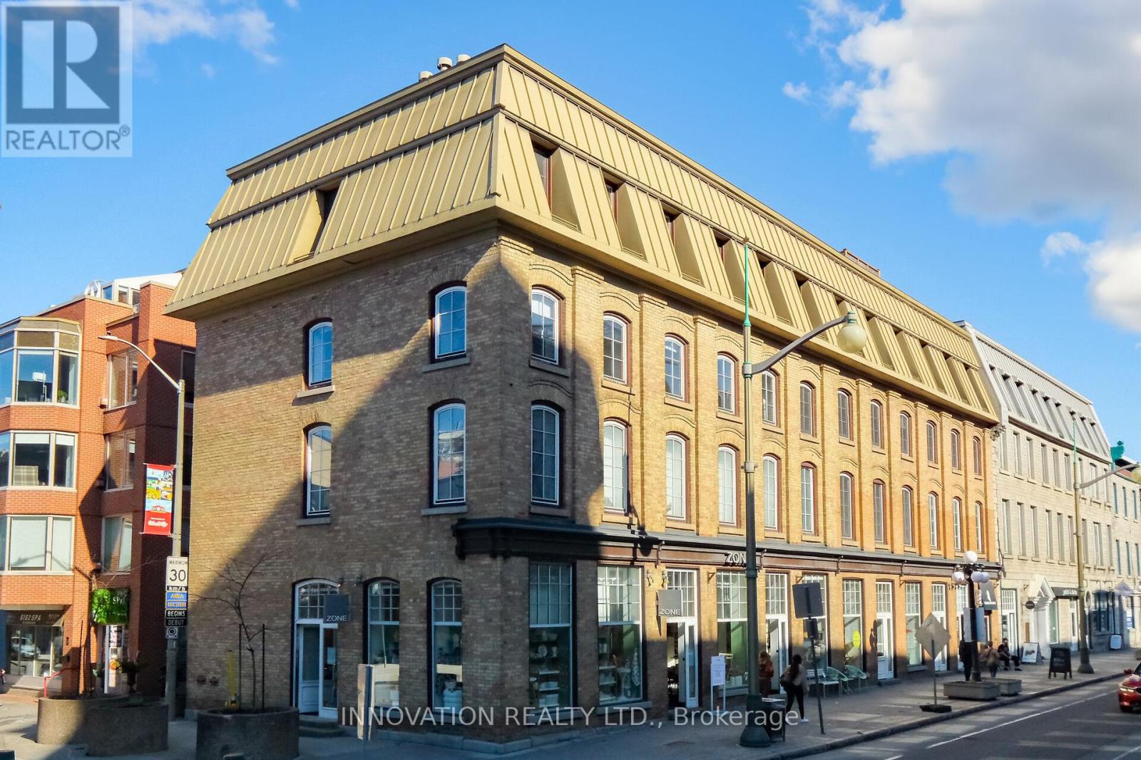 Corner of Clarence and Sussex