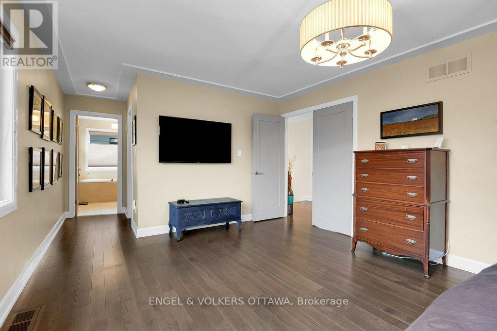 340 BYRON AVENUE - 27