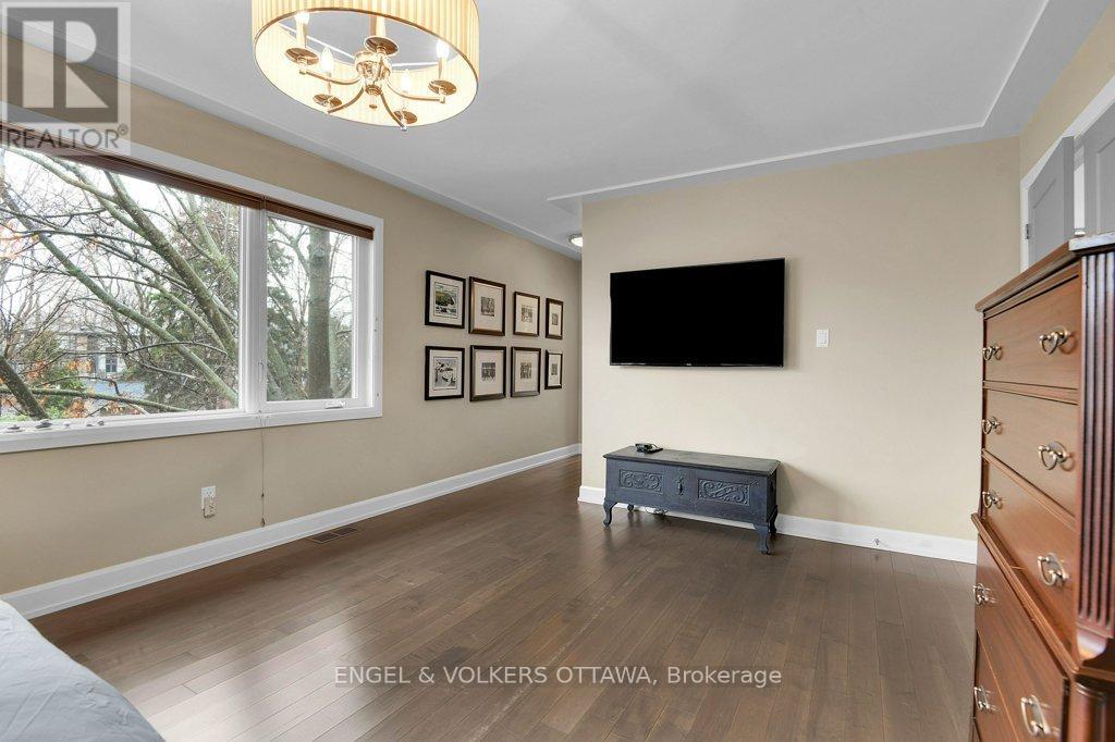 340 BYRON AVENUE - 28