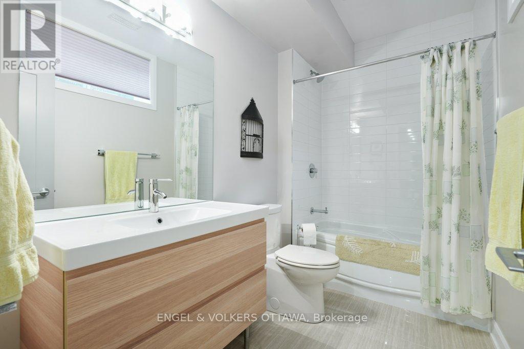 340 BYRON AVENUE - 41