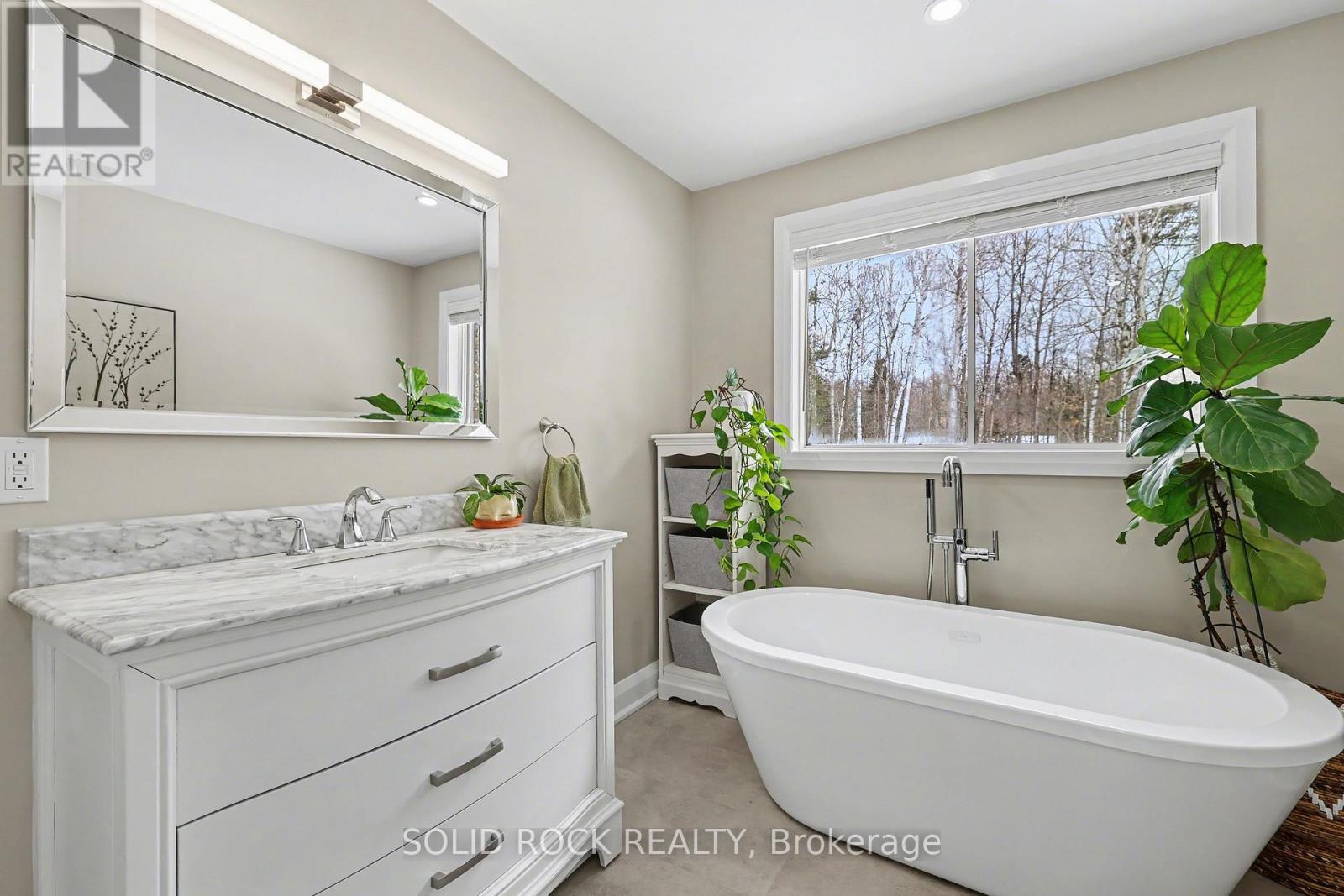 113 GOODWOOD CRESCENT - 19