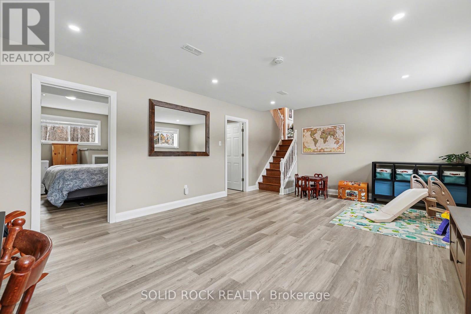 113 GOODWOOD CRESCENT - 20
