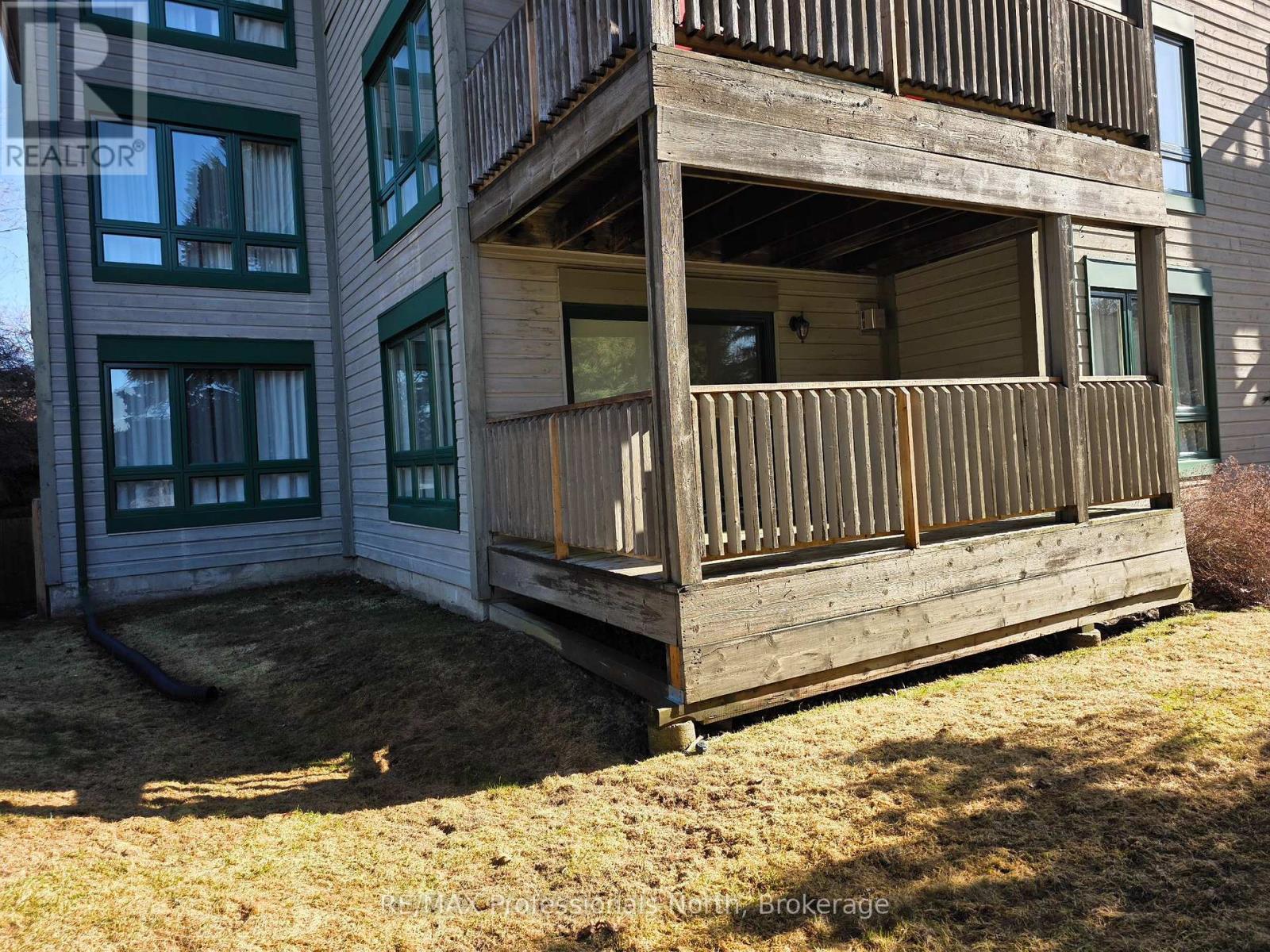 #105 32 DEERHURST GREENS DRIVE - 23
