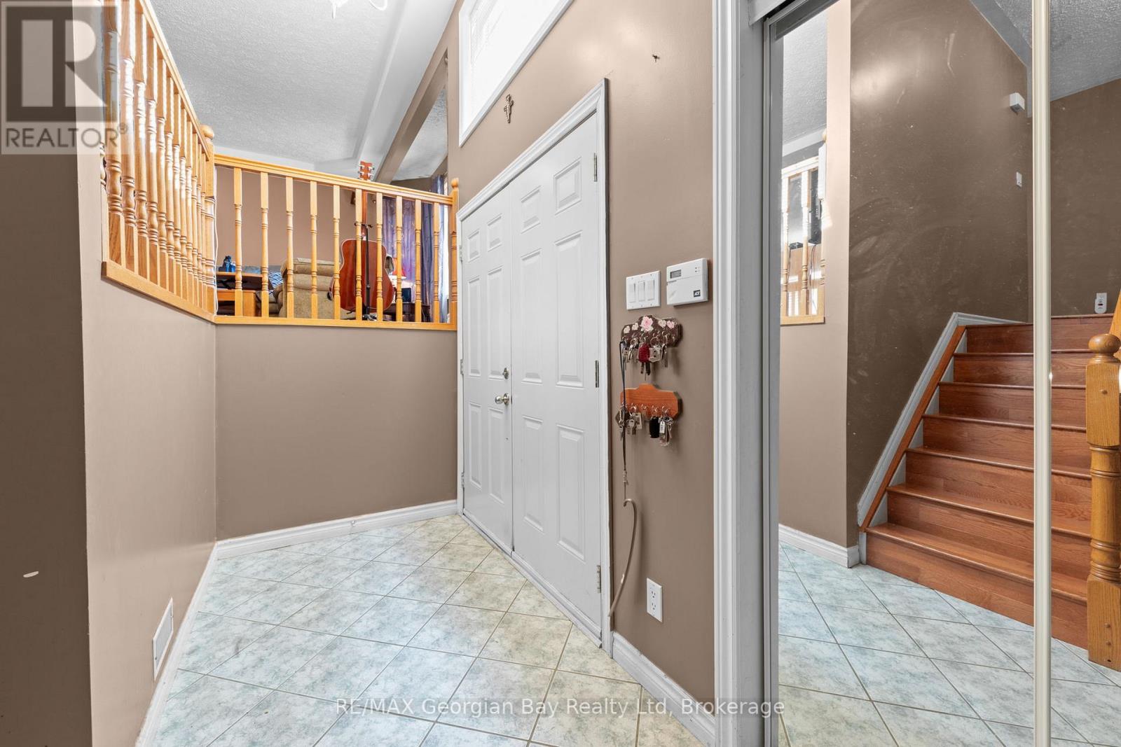 477 ALBERT STREET - photo 3