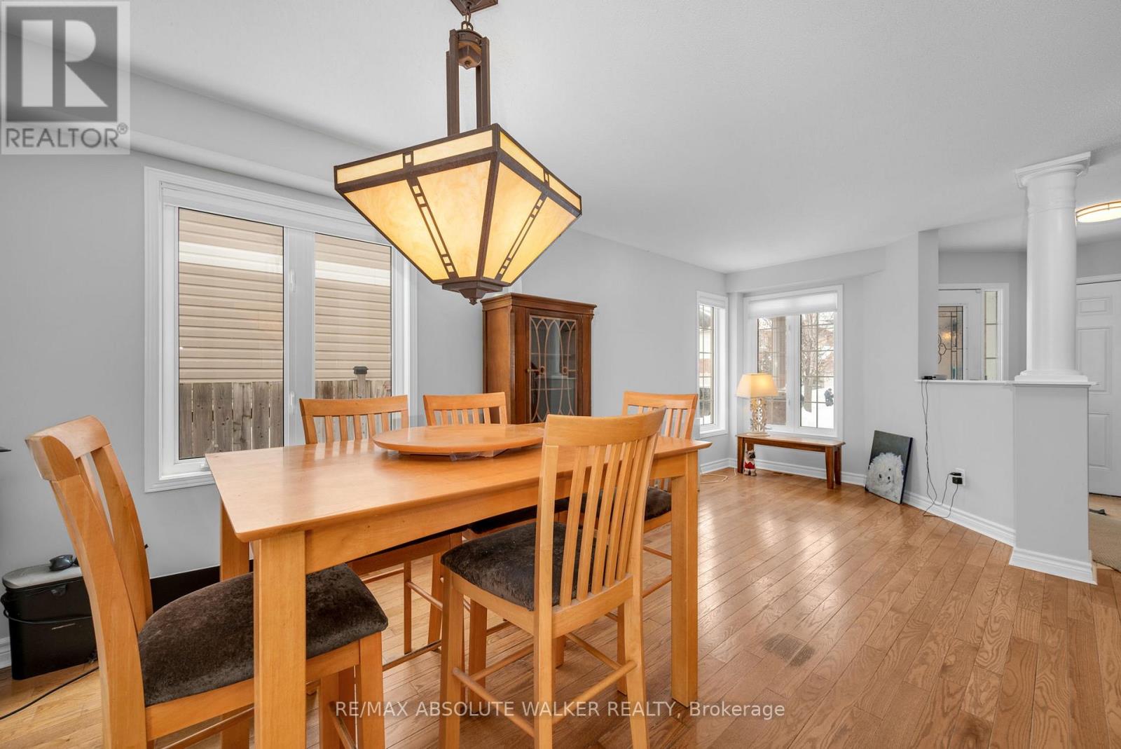 2351 GLANDRIEL CRESCENT — photo 8