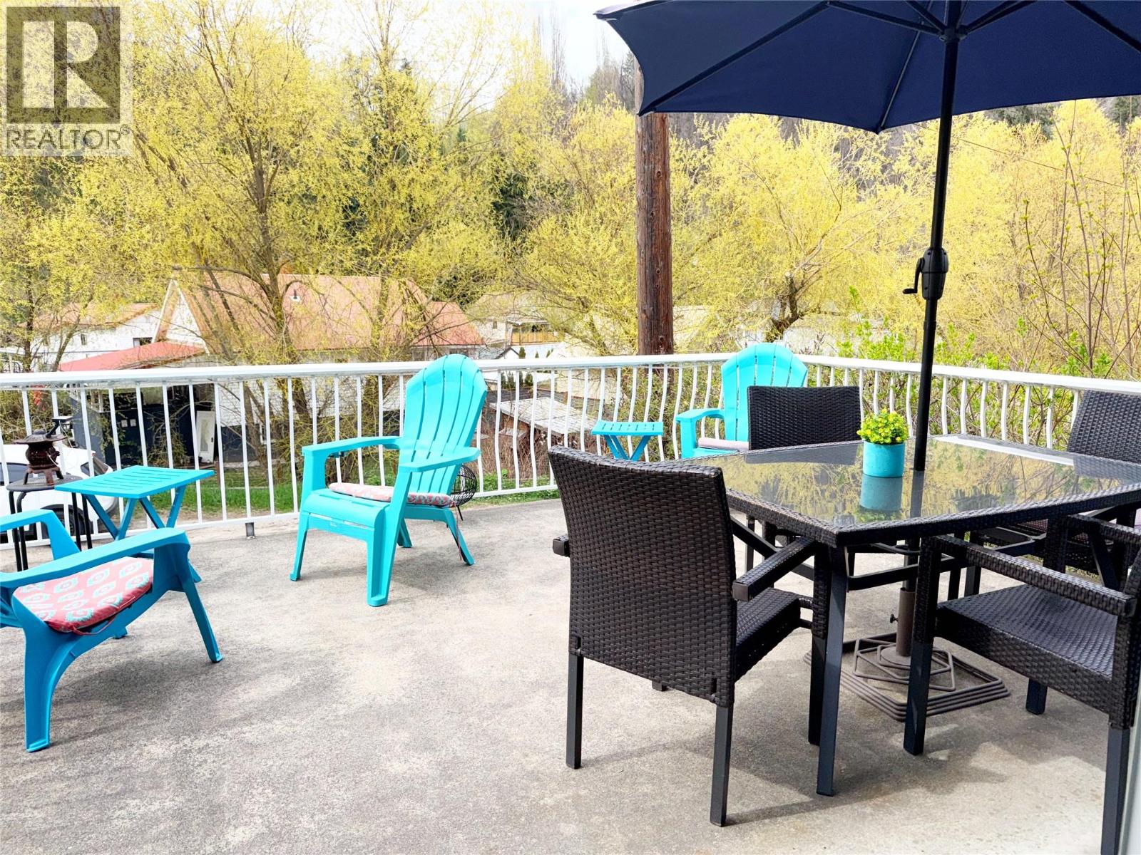 Sundeck