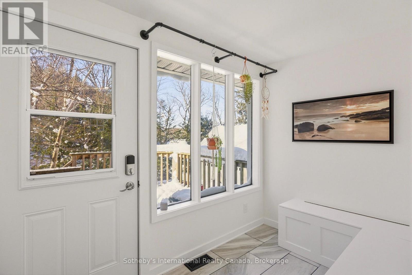 1037 FOREMAN ROAD - 3