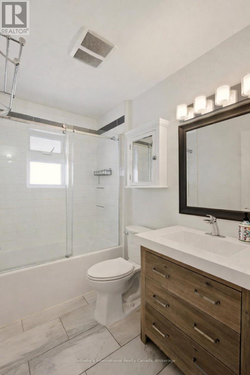 1037 FOREMAN ROAD - 8