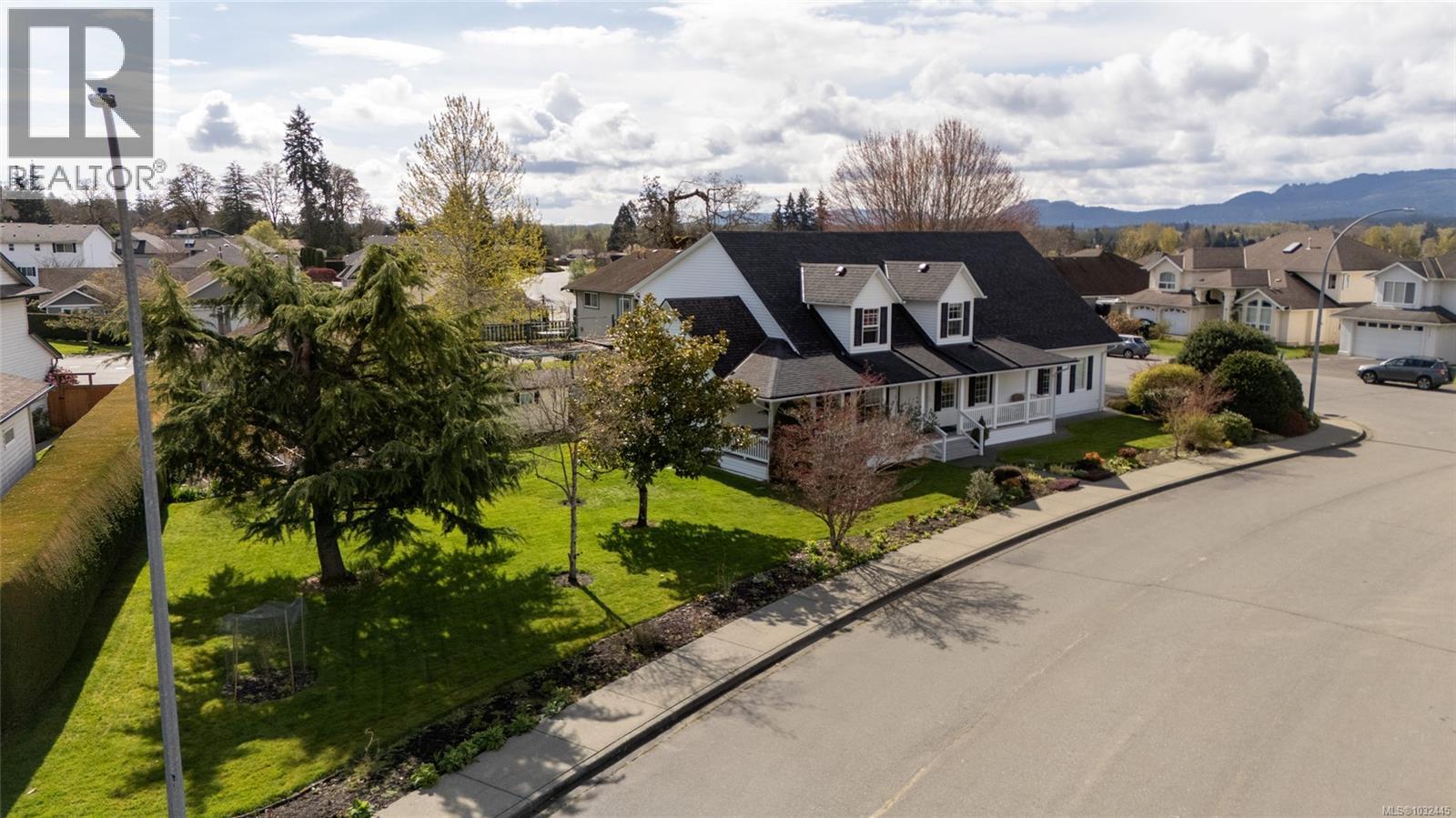 2547 TRILLIUM TERR - 4