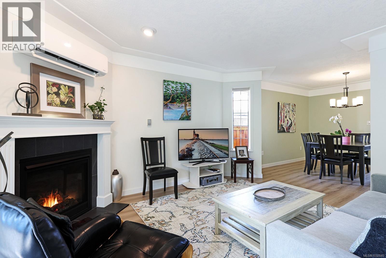 #11 1501 Balmoral Ave - 19