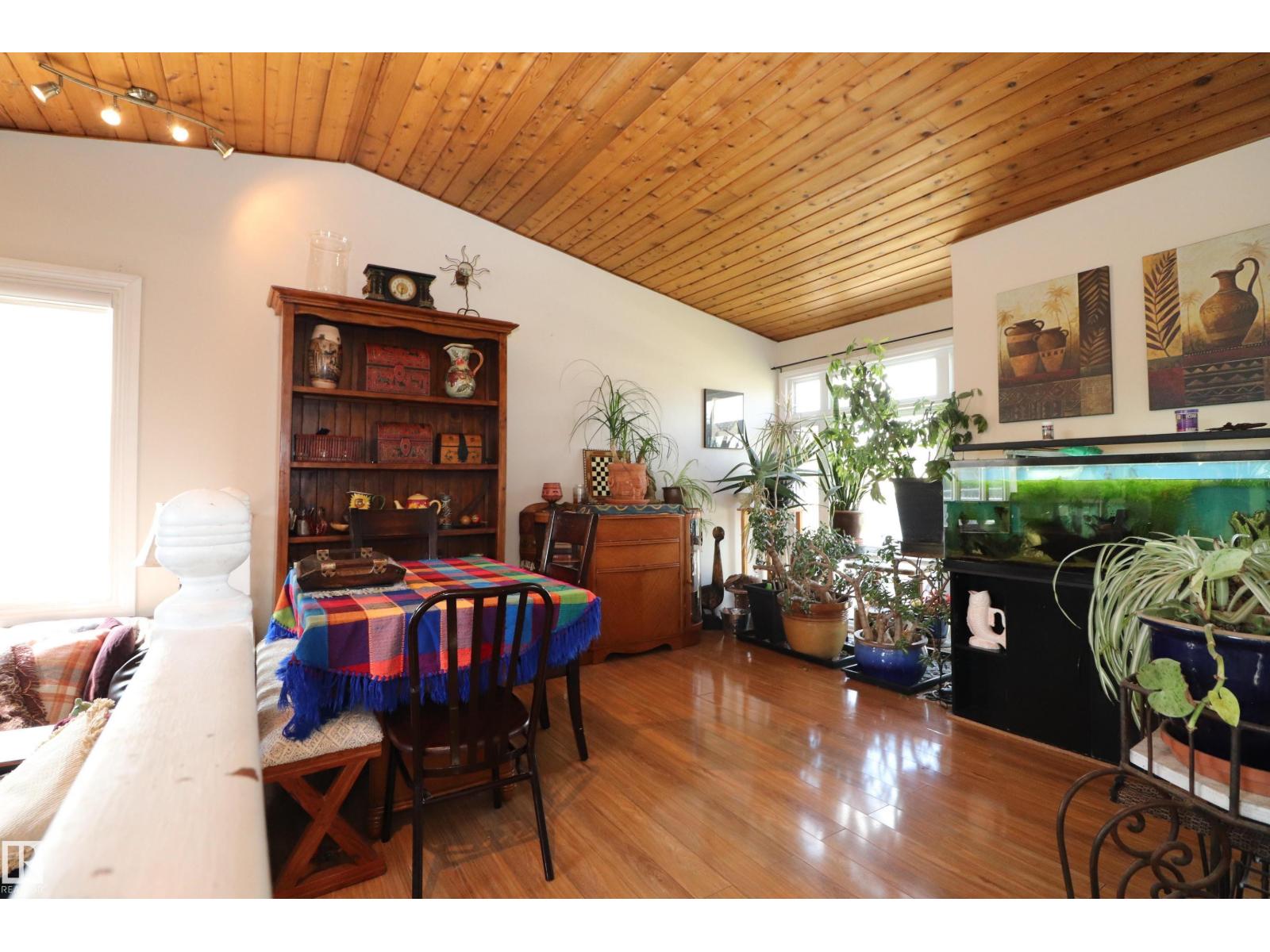 4123 136 AV NW, Edmonton