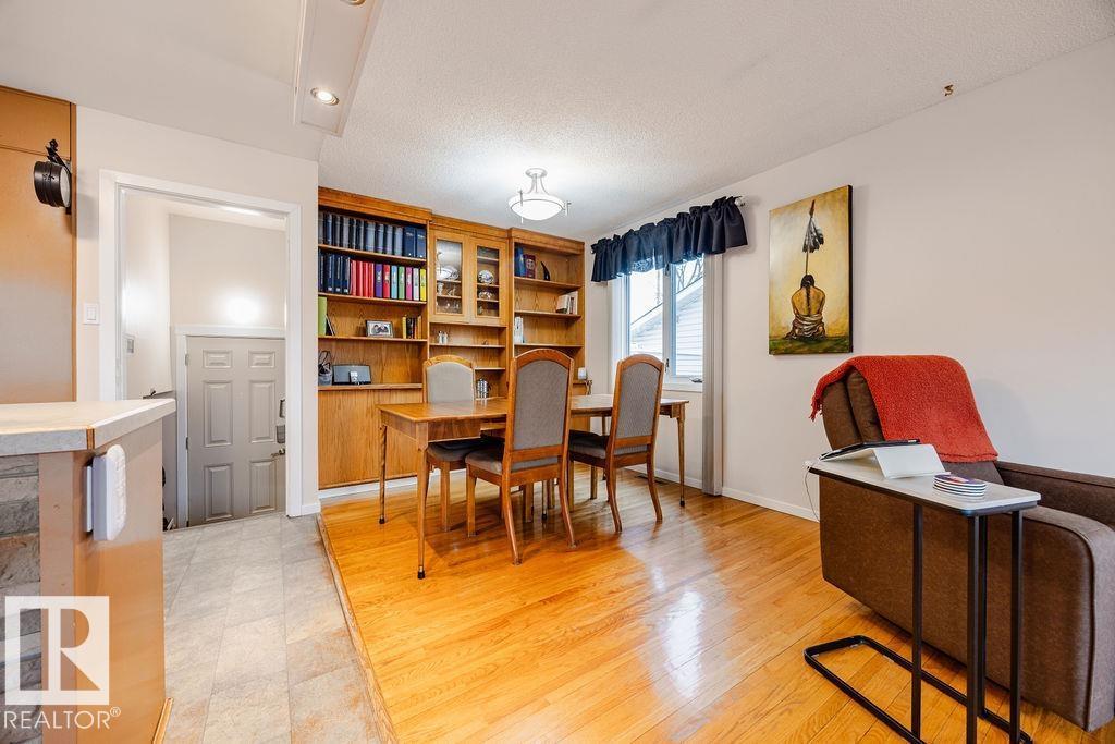 16807 80 AV NW, Edmonton