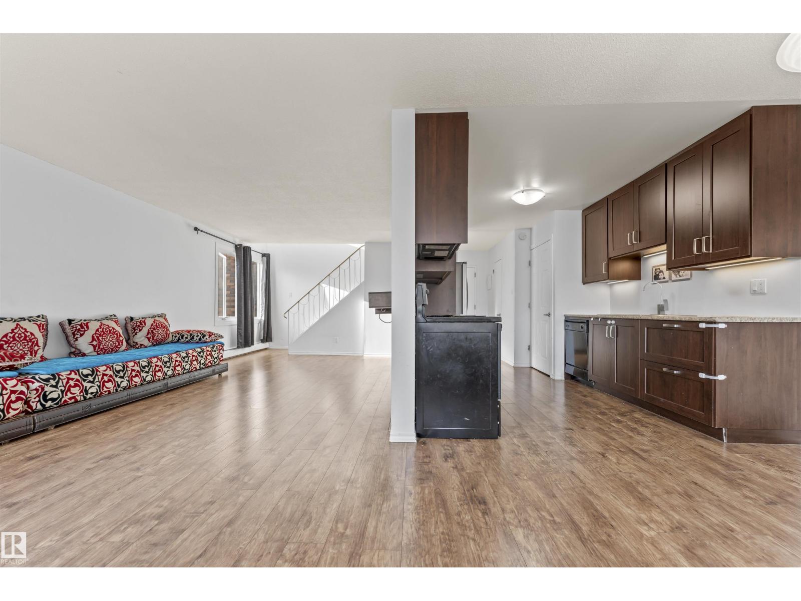 7825 159 ST NW, Edmonton