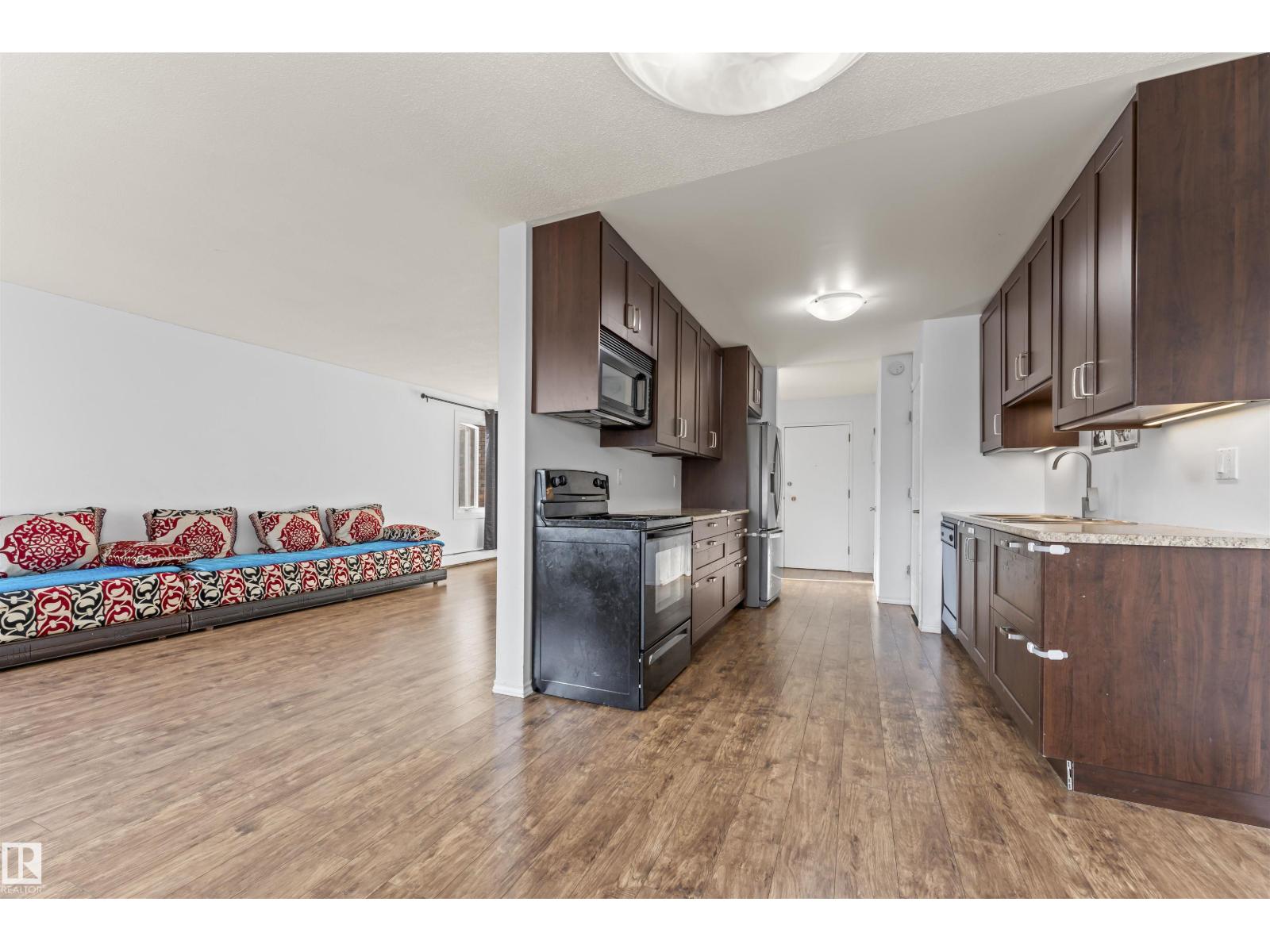 7825 159 ST NW, Edmonton