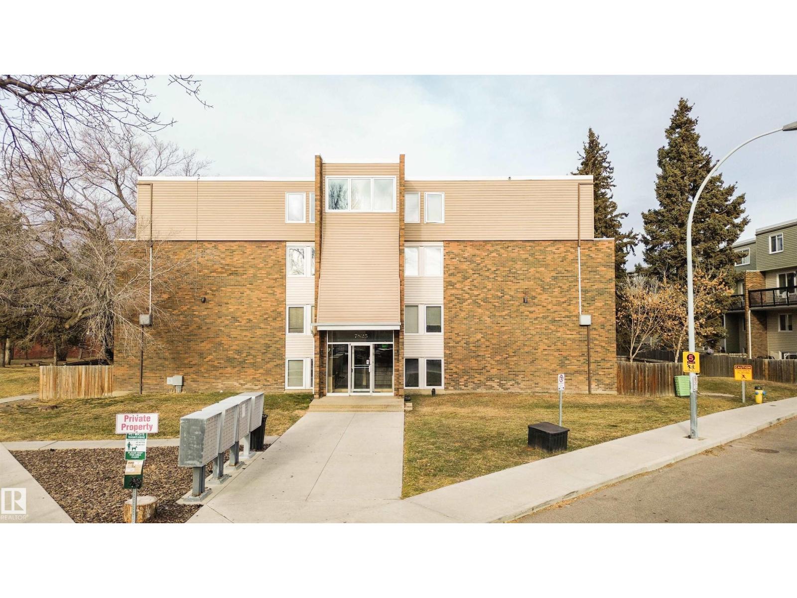 7825 159 ST NW - 3