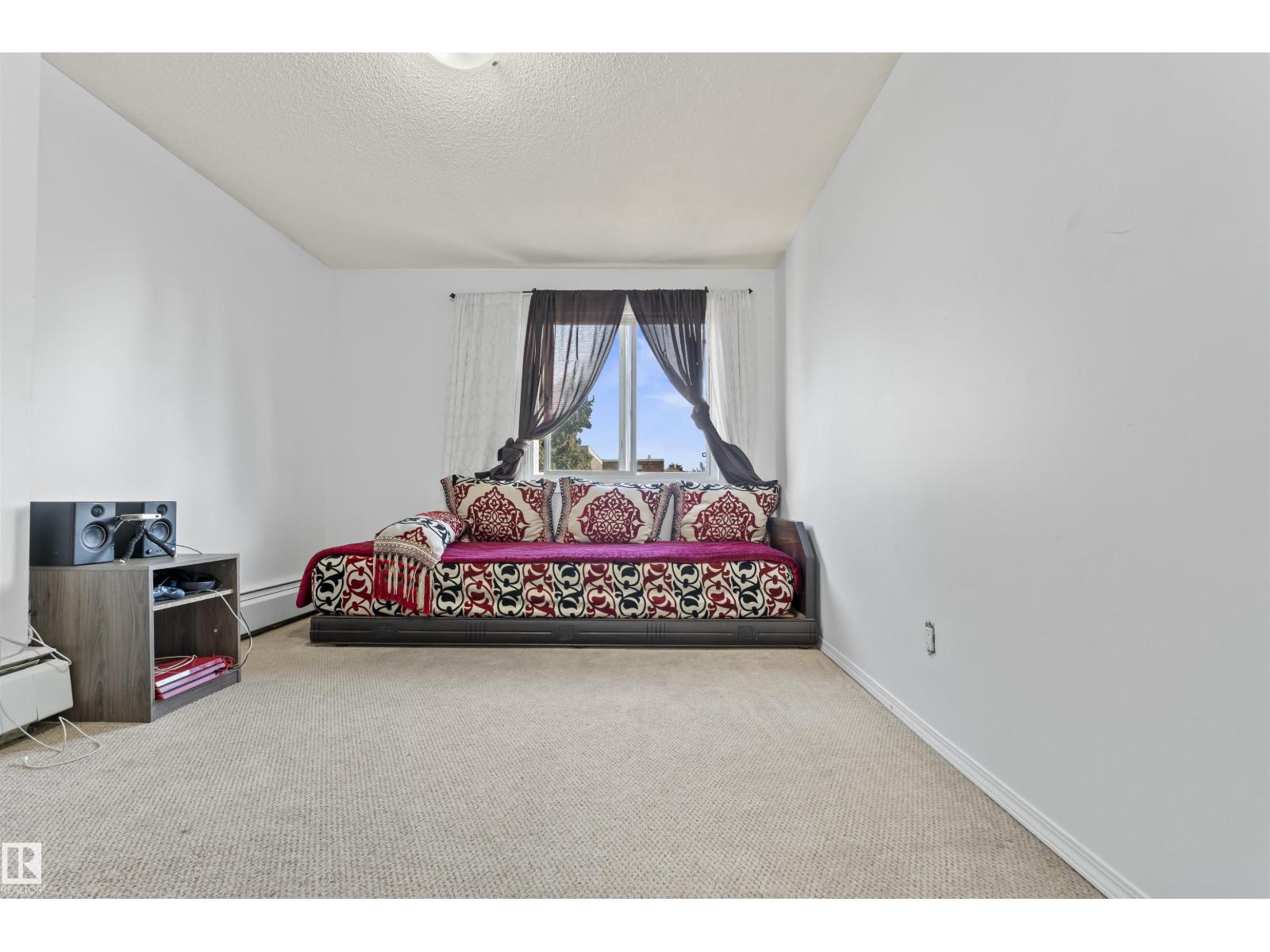 7825 159 ST NW, Edmonton