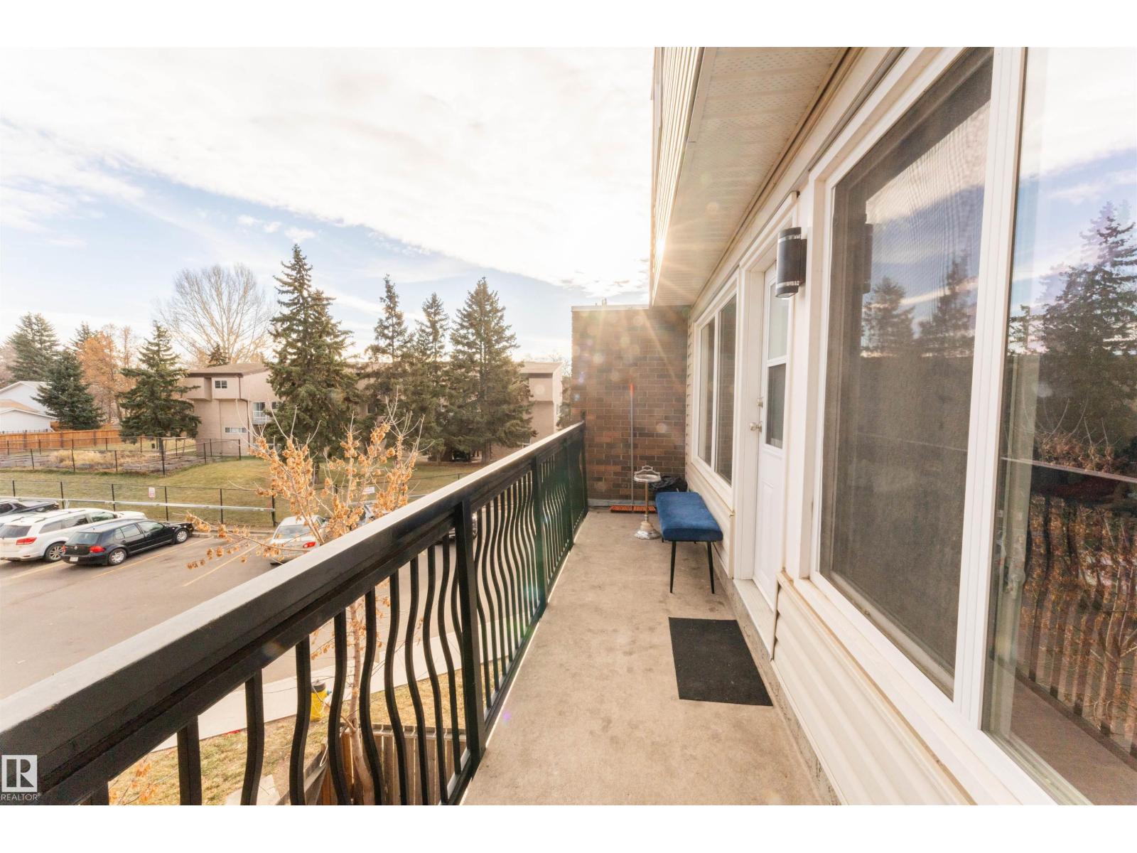 7825 159 ST NW - 36